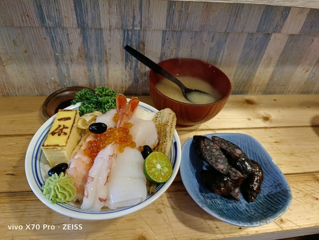 【新莊美食】 屋台一休,新莊在地平價美味日料吃過馬上再訪💯 - 第24張圖 【新莊美食】 屋台一休,新莊在地平價美味日料吃過馬上再訪💯