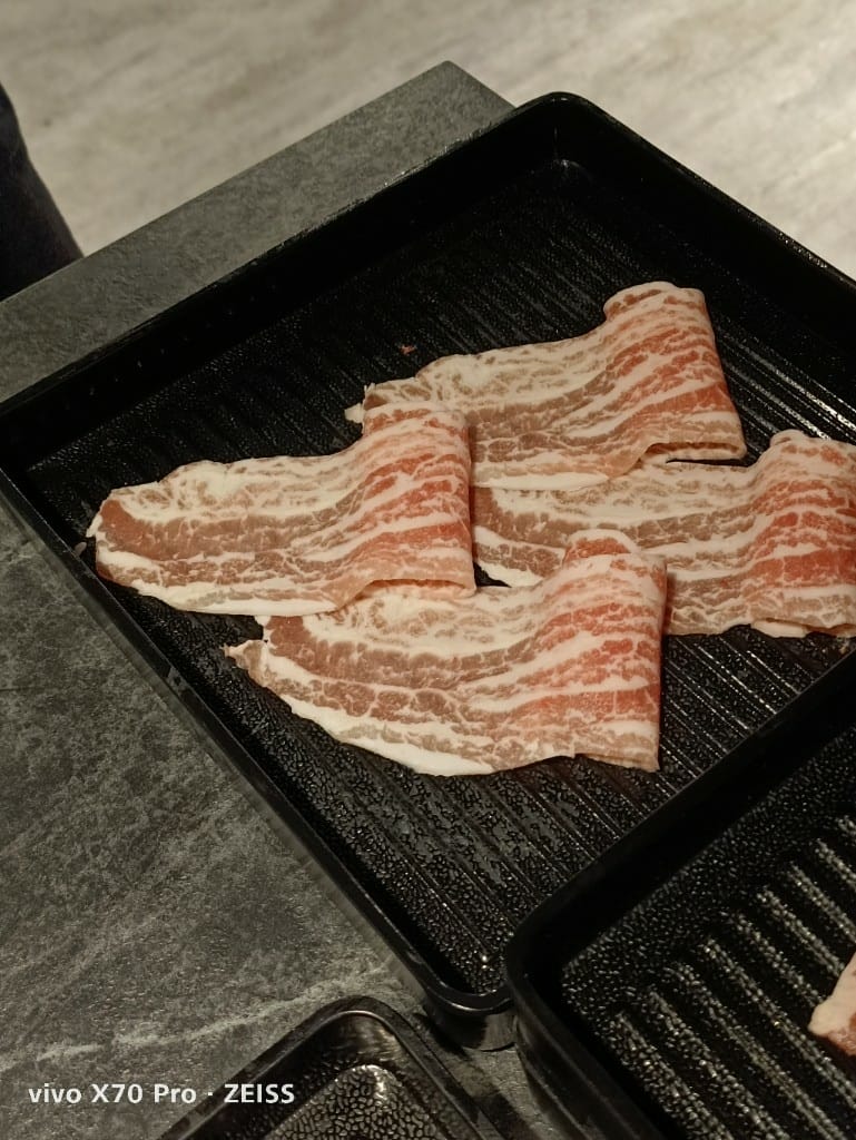 【台北吃到飽】豪饌頂級麻辣火鍋吃到飽，$988龍蝦吃到飽哦！