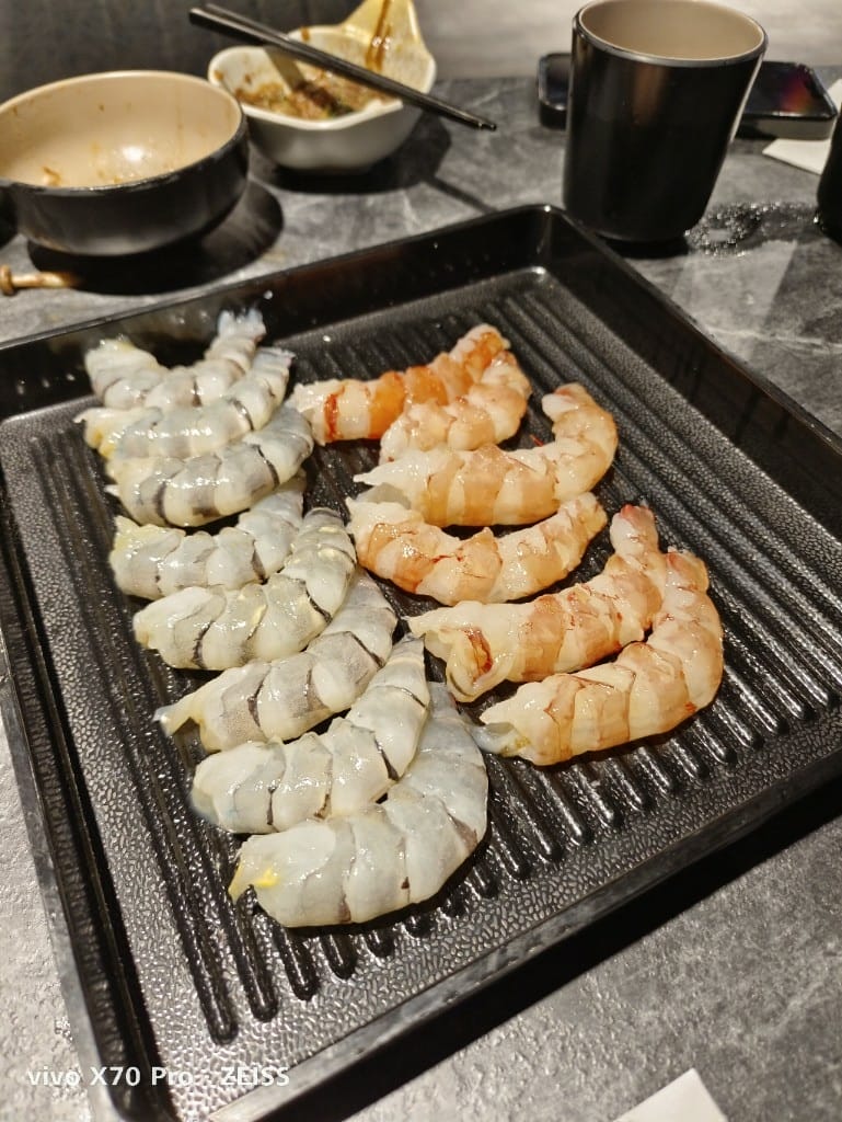 【台北吃到飽】豪饌頂級麻辣火鍋吃到飽，$988龍蝦吃到飽哦！