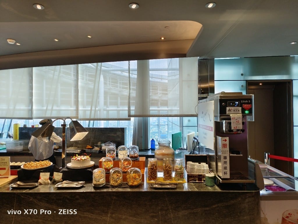 【板橋吃到飽】Mega50餐飲及宴會50樓Cafe買一送一午餐 - 第26張圖 【板橋吃到飽】Mega50餐飲及宴會50樓Cafe買一送一午餐