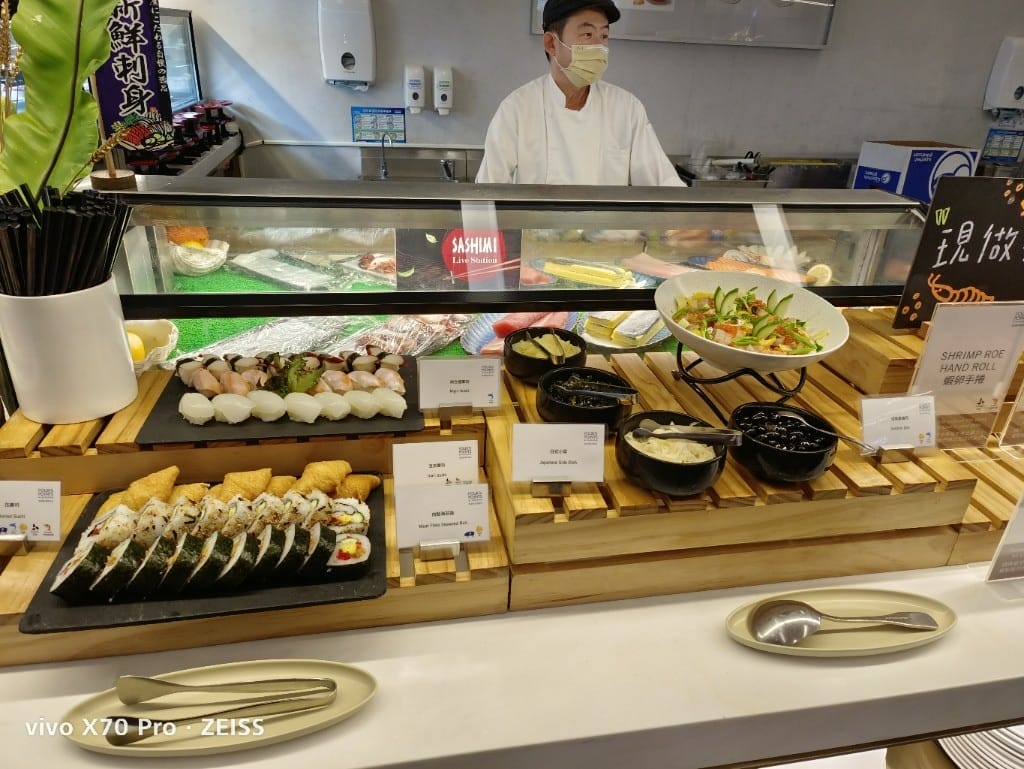 【林口吃到飽】TheEatery宜客樂西餐廳，有威靈頓牛排的semi-buffet 耶！