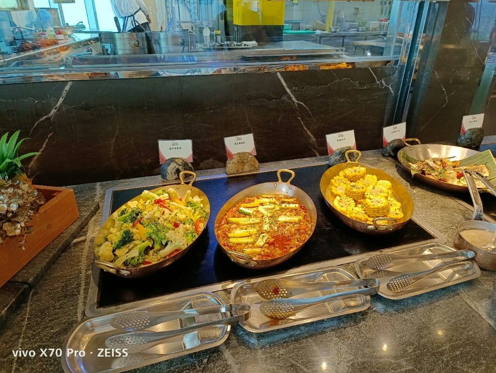 【板橋吃到飽】Mega50餐飲及宴會50樓Cafe買一送一午餐 - 第7張圖 【板橋吃到飽】Mega50餐飲及宴會50樓Cafe買一送一午餐