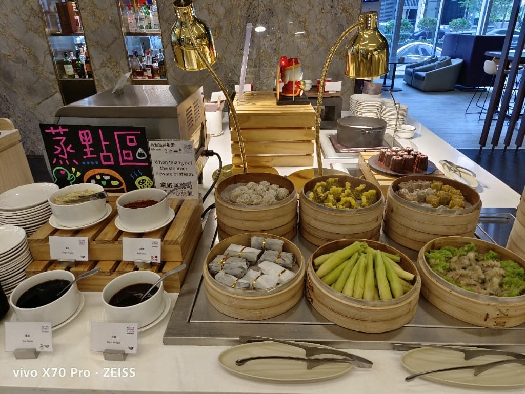 【林口吃到飽】TheEatery宜客樂西餐廳，有威靈頓牛排的semi-buffet 耶！