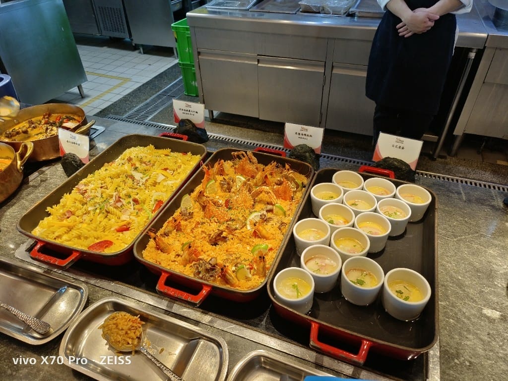 【板橋吃到飽】Mega50餐飲及宴會50樓Cafe買一送一午餐 - 第11張圖 【板橋吃到飽】Mega50餐飲及宴會50樓Cafe買一送一午餐