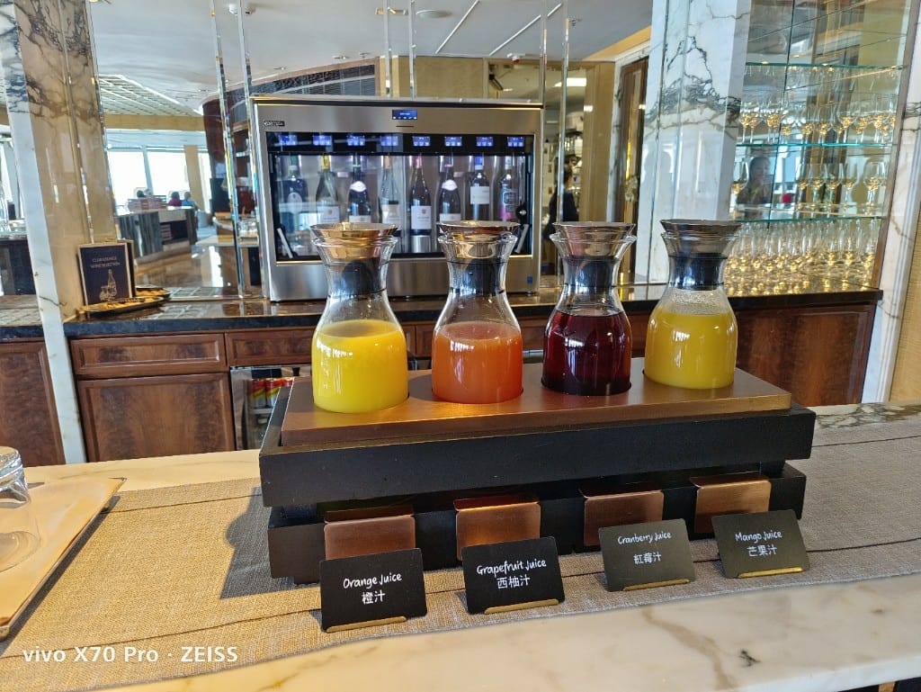 【香港吃到飽】香港麗思卡爾頓酒店行政酒廊下午茶，香檳自由！20230416