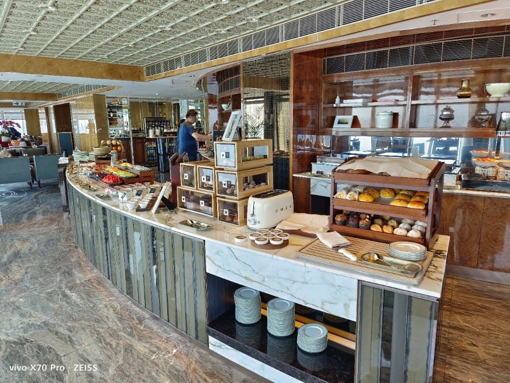 【香港吃到飽】香港麗思卡爾頓酒店行政酒廊早餐，香檳自由從早開始！20230416