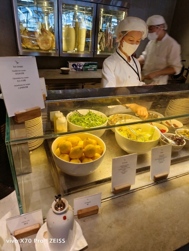 【香港吃到飽】香港機場國泰航空玉衡堂貴賓室，擔仔麵好好吃❤️