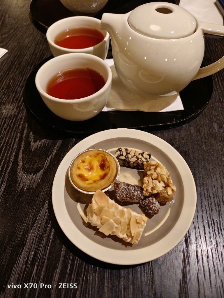 【香港吃到飽】香港機場國泰航空玉衡堂貴賓室，擔仔麵好好吃❤️