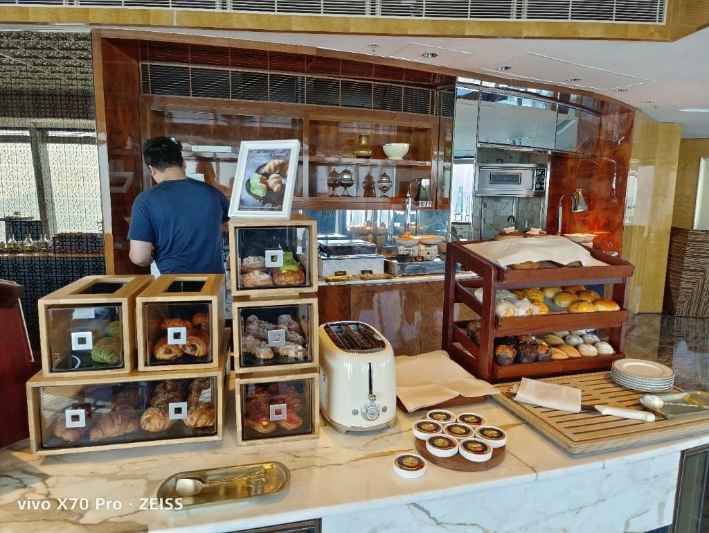 【香港吃到飽】香港麗思卡爾頓酒店行政酒廊早餐，香檳自由從早開始！20230416
