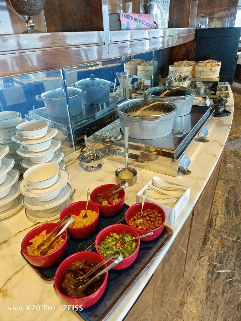 【香港吃到飽】香港麗思卡爾頓酒店行政酒廊早餐，香檳自由從早開始！20230416