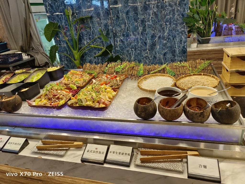 【新莊吃到飽】峇里斯南洋海鮮總匯5訪，慶週年買一送一囉