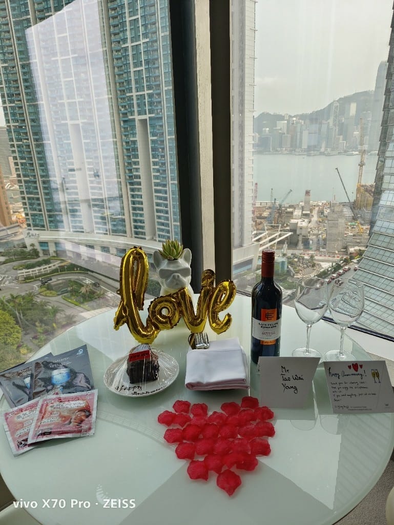 【香港住宿】香港W酒店，酷角客房開箱