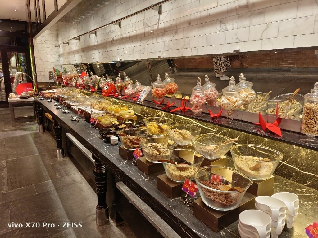 【香港吃到飽】香港W酒店Kitchen早餐，超豐富的自助早餐！20230415