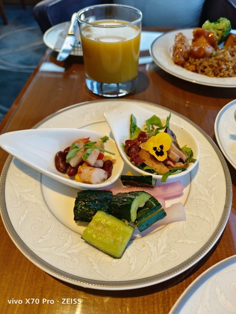 【香港吃到飽】香港麗思卡爾頓酒店行政酒廊晚餐，香檳自由！20230416