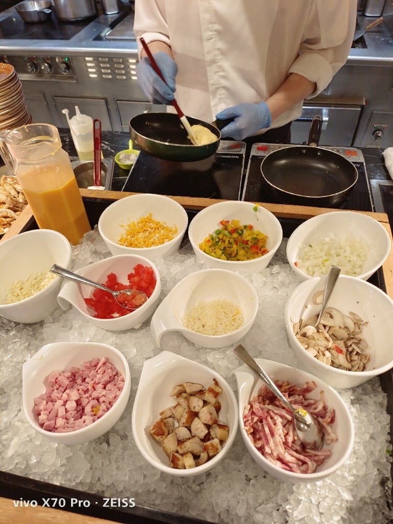 【香港吃到飽】香港W酒店Kitchen早餐，超豐富的自助早餐！20230415