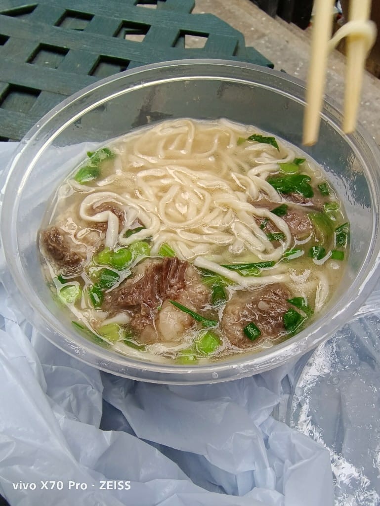 【香港美食】金華冰廳、義順牛奶公司、Bakehouse 、%、雞蛋仔