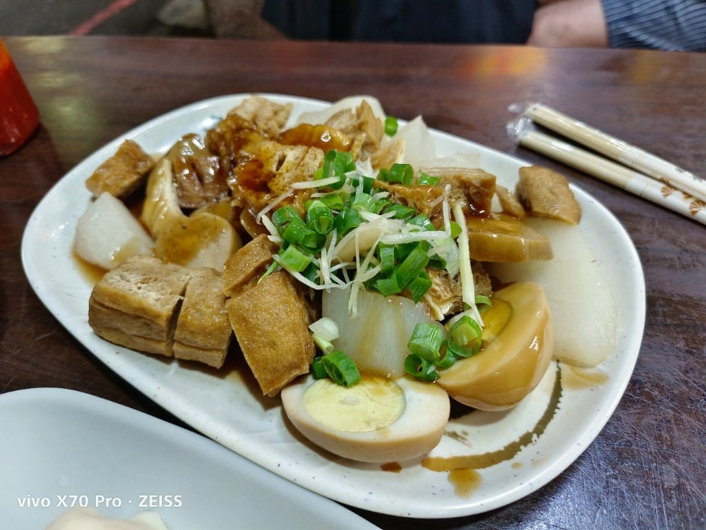 【新莊美食】旺旺餃子館，生意強強滾的平價餃子館