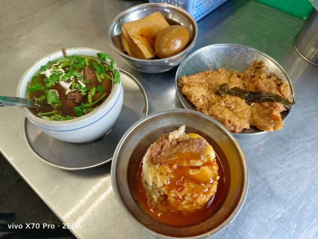 【台北美食】南機場夜市悠遊付回饋50%，還不吃爆！！