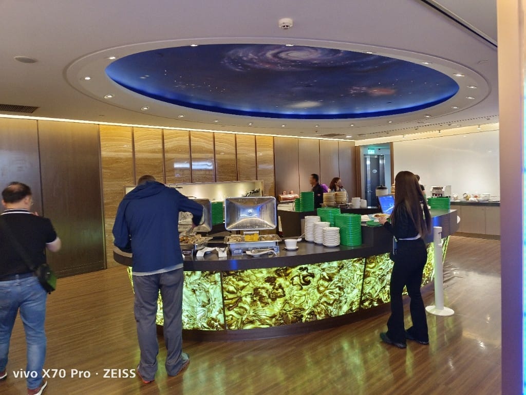 【桃園美食】桃園機場貴賓室VIP LOUNGE，長榮&東方宇逸
