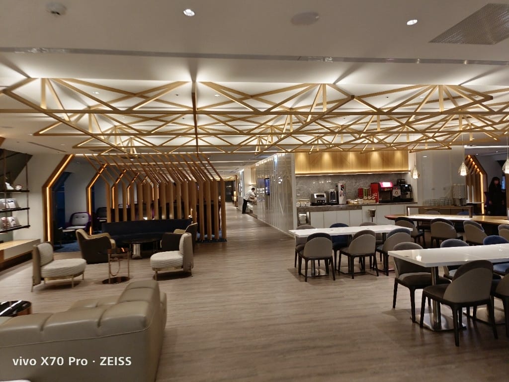 【桃園美食】桃園機場貴賓室VIP LOUNGE，長榮&東方宇逸