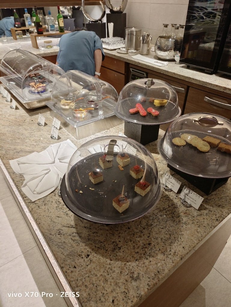 【日本沖繩住宿】沖繩島萬麗度假酒店，可以和海豚共游的親子友善飯店