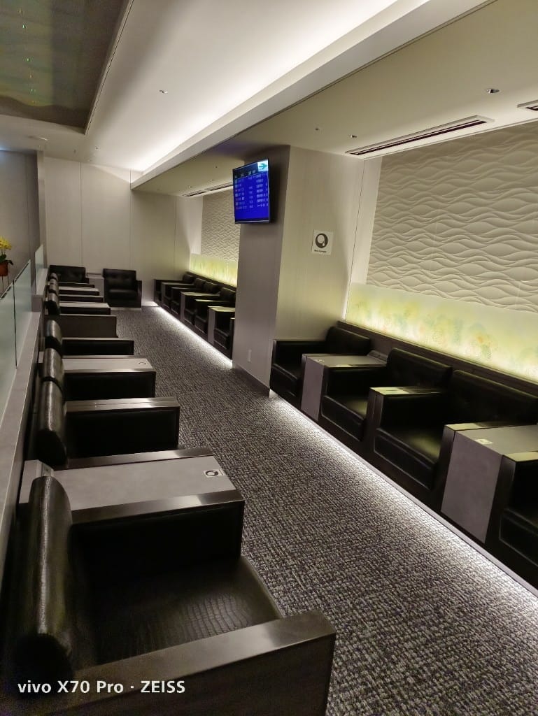 【沖繩吃到飽】那霸國際機場貴賓室，琉輪Lounge