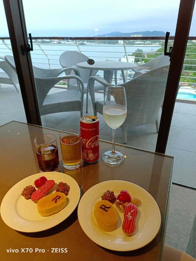 【日本沖繩住宿】沖繩島萬麗度假酒店，可以和海豚共游的親子友善飯店