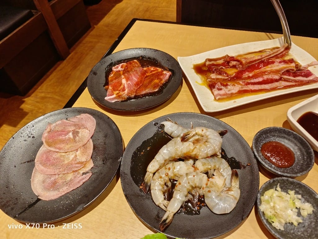 【沖繩吃到飽】燒肉王那霸久茂地店