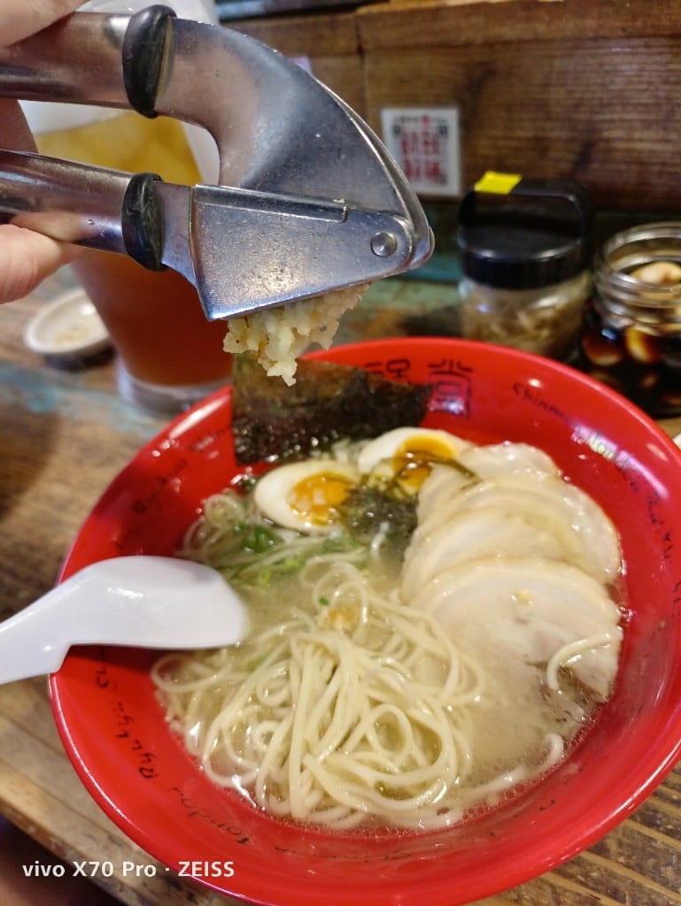【沖繩美食】琉球新麵通堂本店，好吃的男人&女人麵！