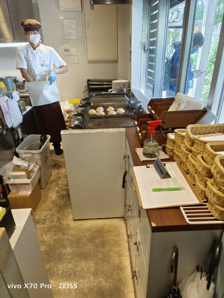 【沖繩美食】瀨長島Umikaji Terrace，幸福鬆餅店 幸せの