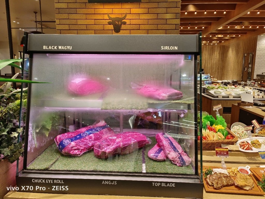 【沖繩吃到飽】BeefRush29，Parcocity 裡的牛排吃到飽 20230522