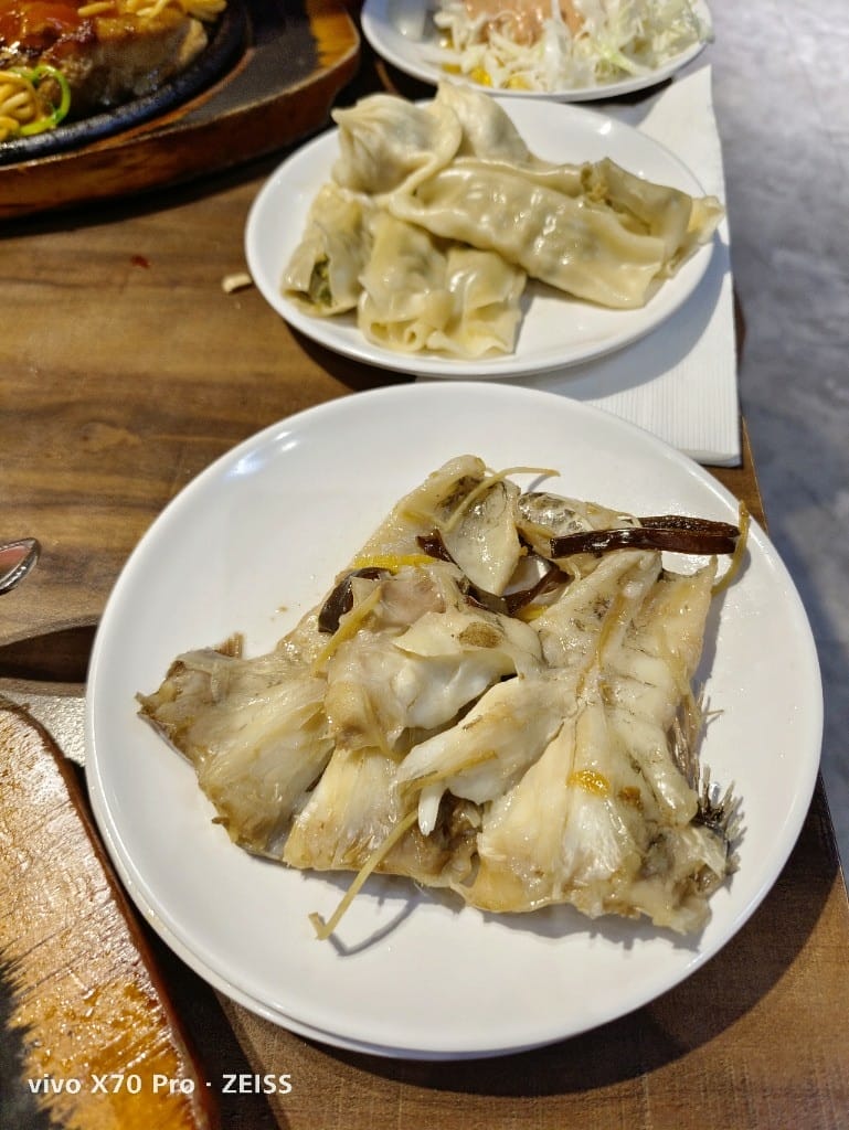 【中和吃到飽】我家牛排中和店5訪，水果超浮誇的自助吧吃到飽❤️