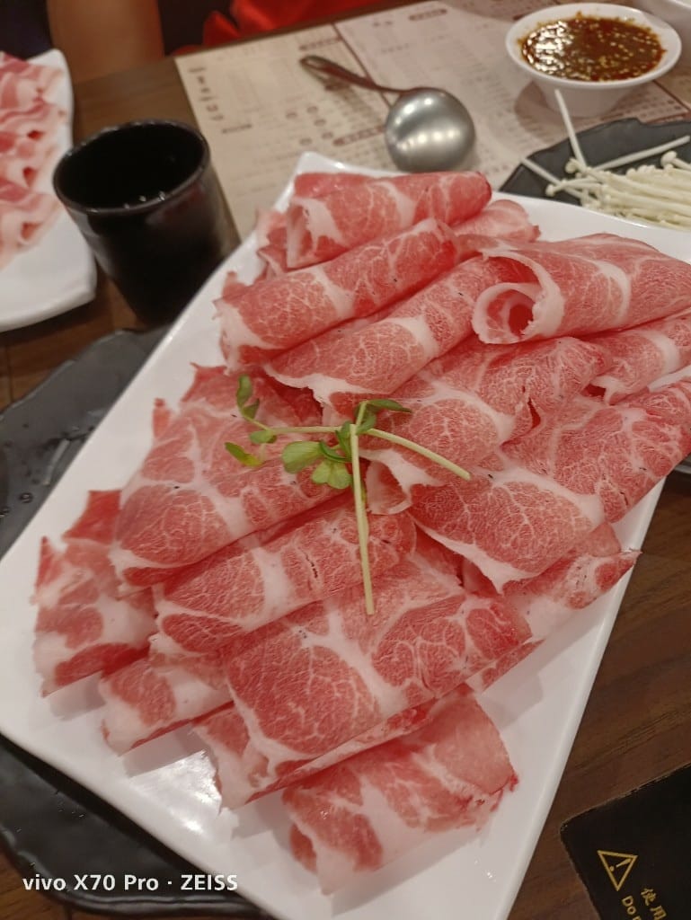【新莊吃到飽】沐沐鍋物MUMU新莊中平店，八方悅二代店，自助吧吃到飽3訪