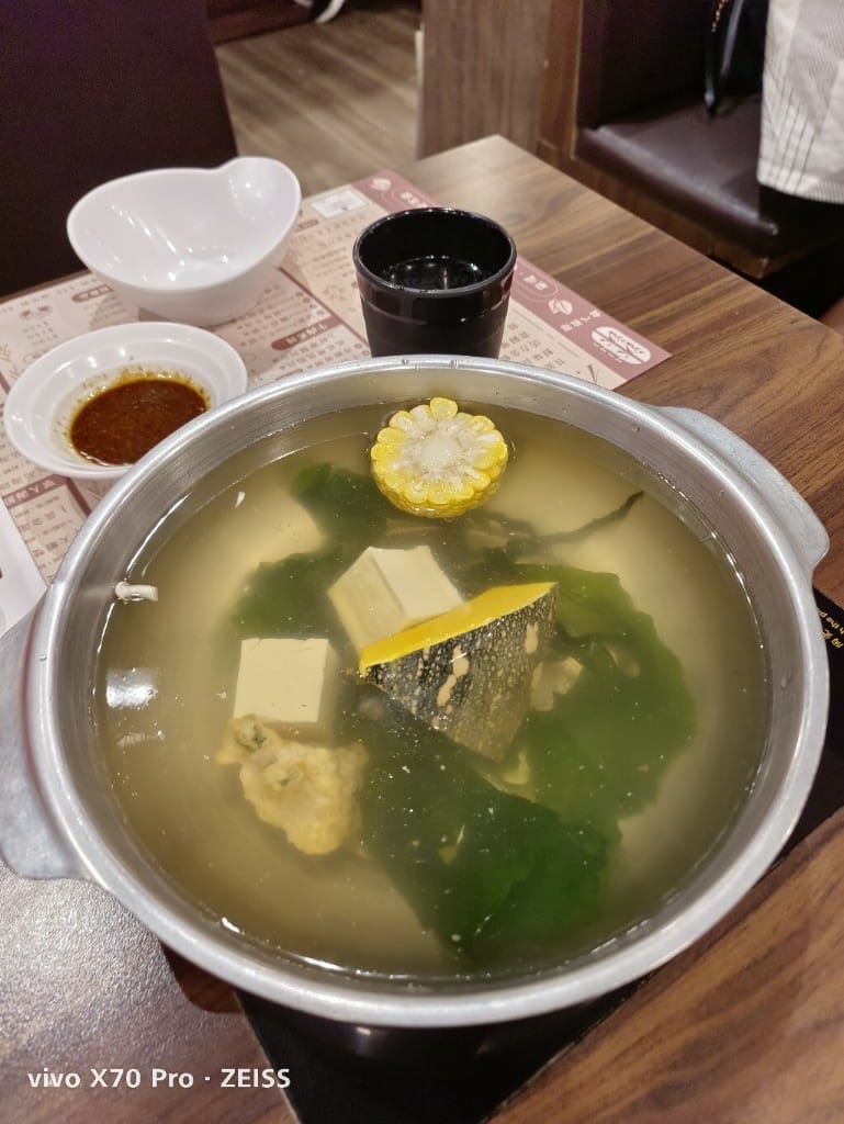 【新莊吃到飽】沐沐鍋物MUMU新莊中平店，八方悅二代店，自助吧吃到飽3訪
