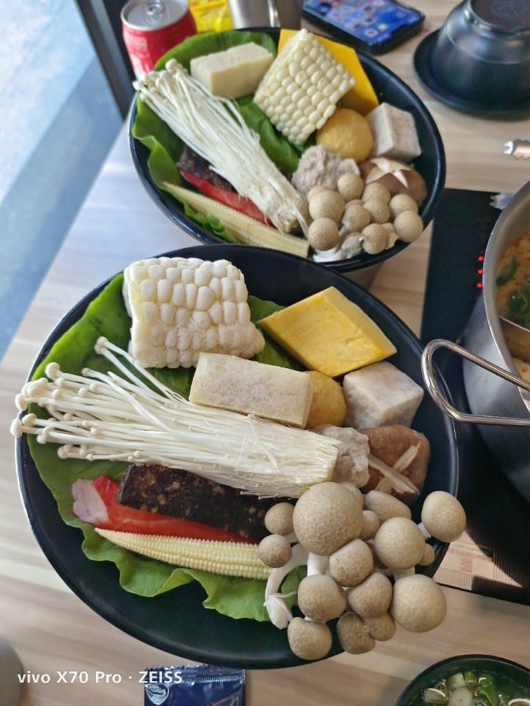 【新莊美食】大魔大滿足鍋物新莊店，號稱全台最強制霸級肉品火鍋店3訪