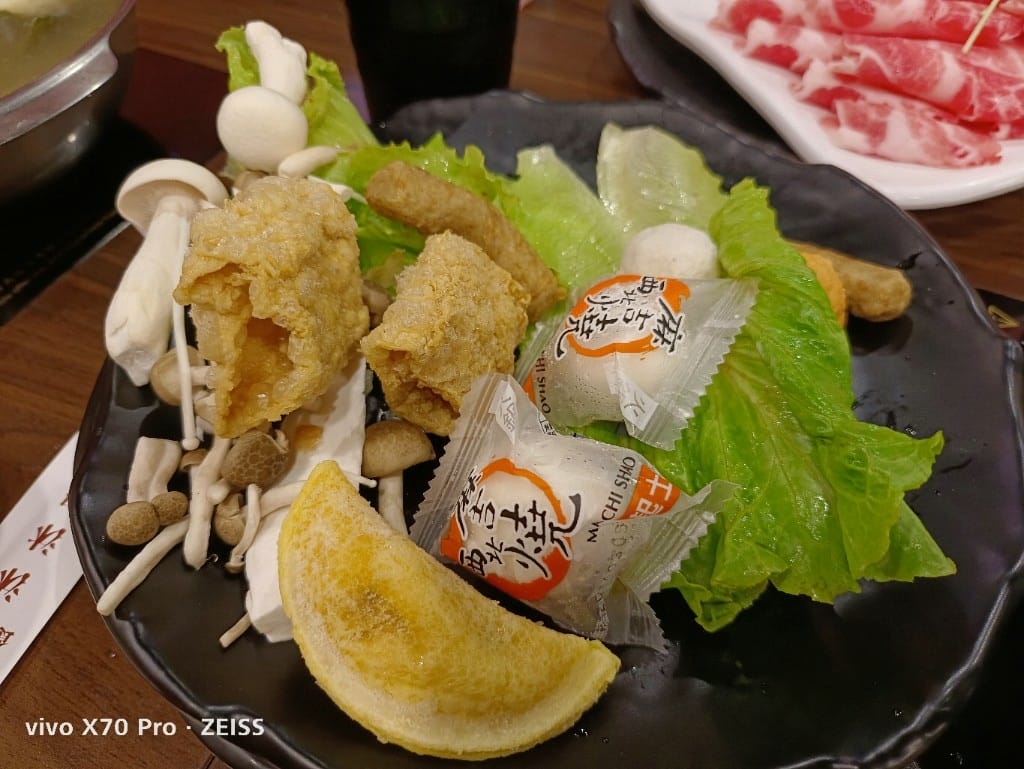 【新莊吃到飽】沐沐鍋物MUMU新莊中平店，八方悅二代店，自助吧吃到飽3訪