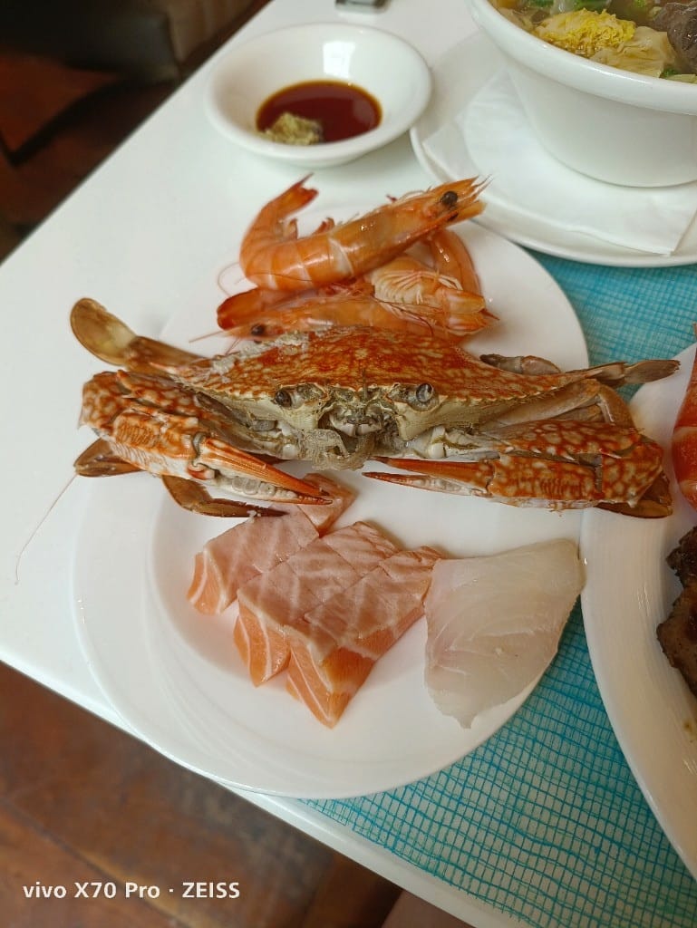 【台北吃到飽】美福彩匯午餐21訪，金卡會員買一送一