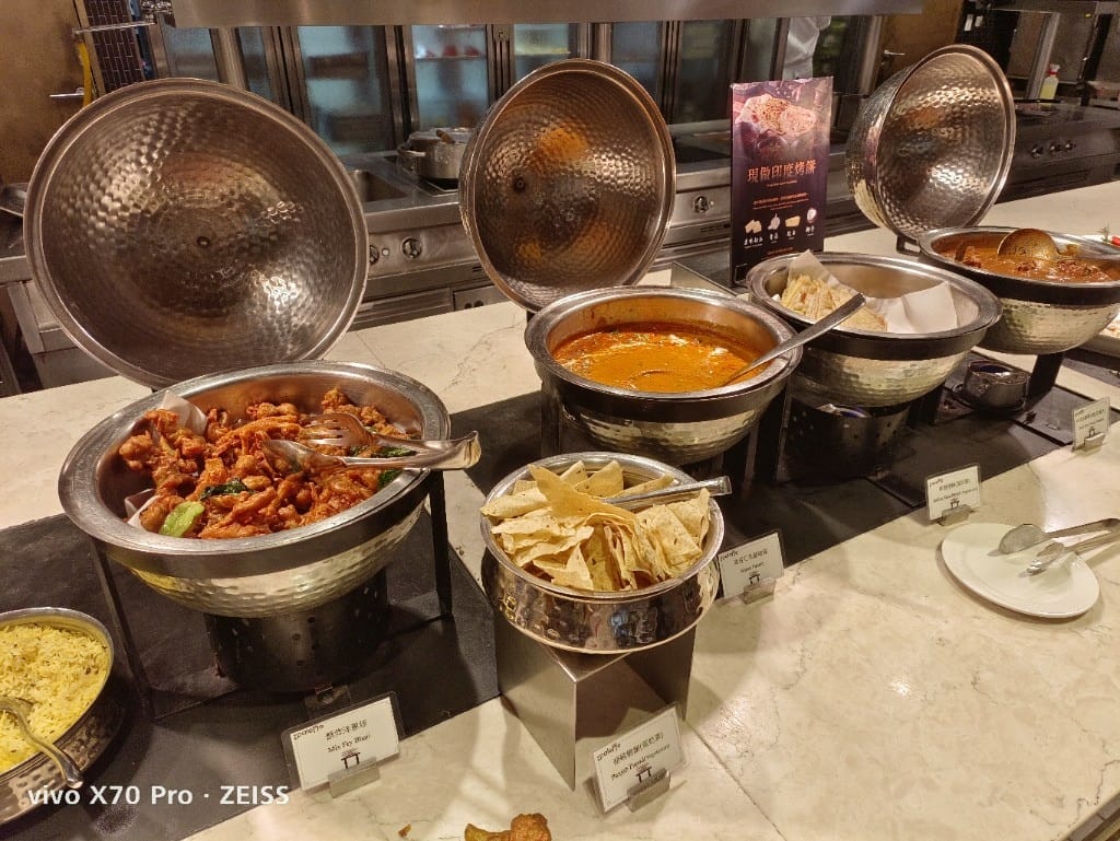 【台北吃到飽】美福彩匯午餐21訪，金卡會員買一送一