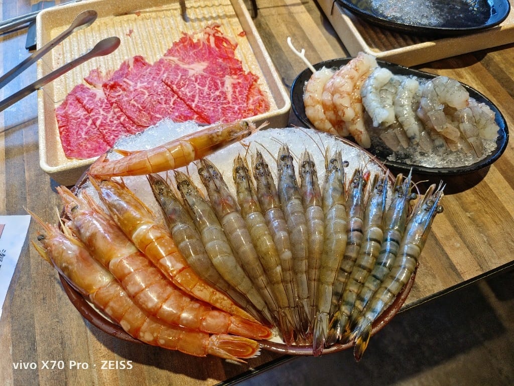 【桃園吃到飽】魯山人和風壽喜鍋物桃園店，不到千元就有超肥美肉質和海鮮的鍋物吃到飽！