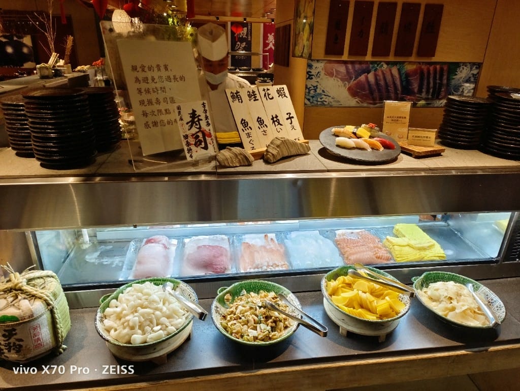【台北吃到飽】 君悅酒店彩日本料理9訪，純日料吃到飽，國泰世界卡買一送一哦！