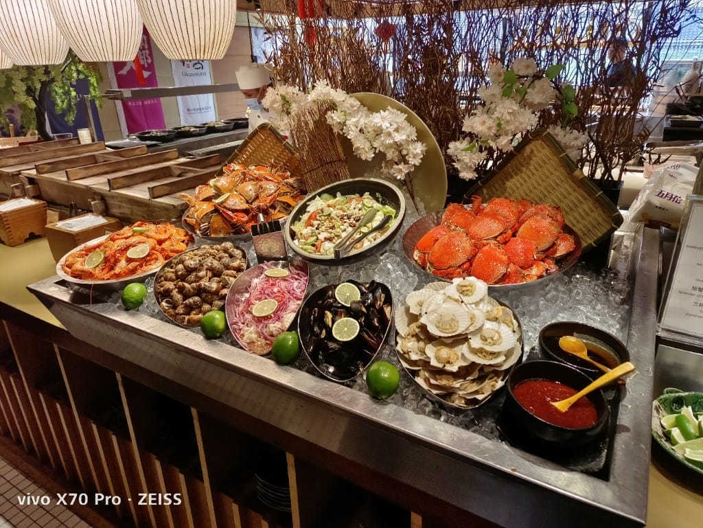 【台北吃到飽】 君悅酒店彩日本料理9訪，純日料吃到飽，國泰世界卡買一送一哦！