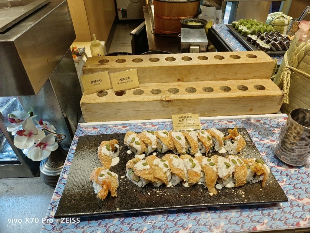 【台北吃到飽】 君悅酒店彩日本料理9訪，純日料吃到飽，國泰世界卡買一送一哦！