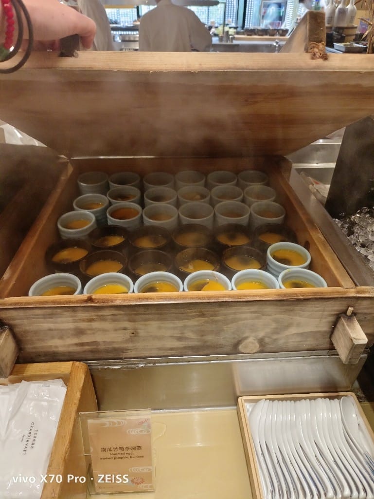 【台北吃到飽】 君悅酒店彩日本料理9訪，純日料吃到飽，國泰世界卡買一送一哦！