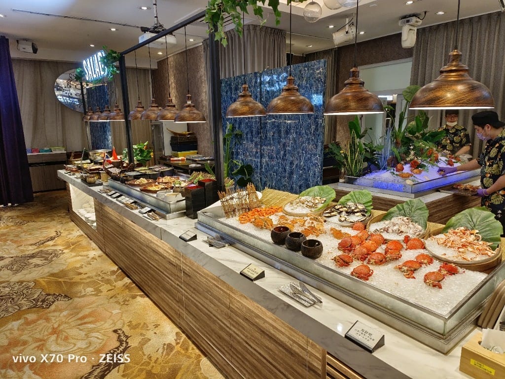 【新莊吃到飽】峇里斯南洋海鮮總匯6訪，慶週年買一送一囉