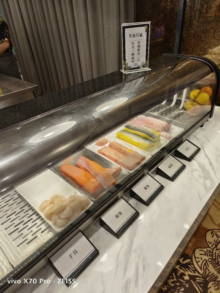 【新莊吃到飽】峇里斯南洋海鮮總匯6訪，慶週年買一送一囉