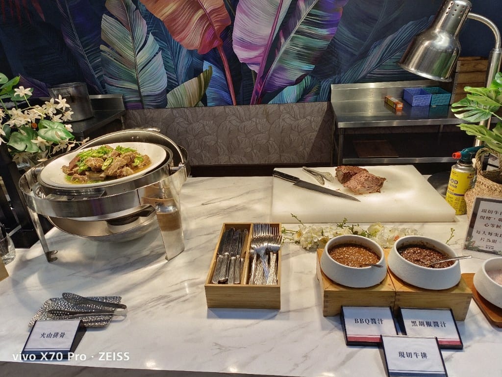 【新莊吃到飽】峇里斯南洋海鮮總匯6訪，慶週年買一送一囉