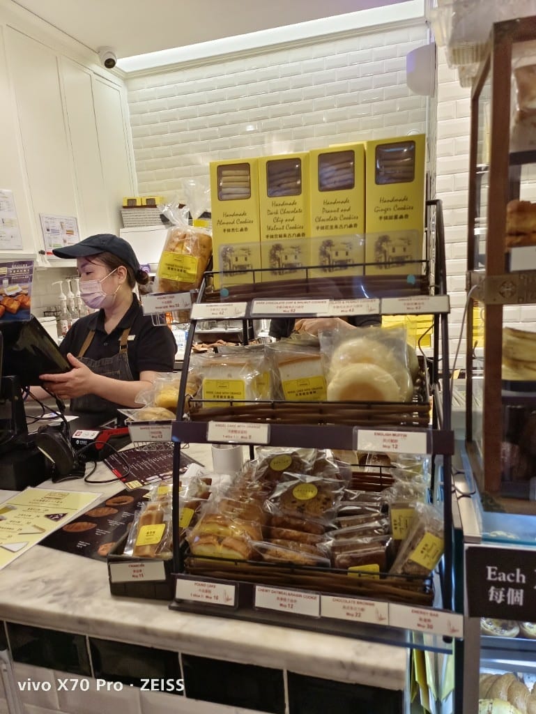 【澳門美食】澳門安德魯餅店,人手一盒的蛋塔! - 第8張圖 【澳門美食】澳門安德魯餅店,人手一盒的蛋塔!