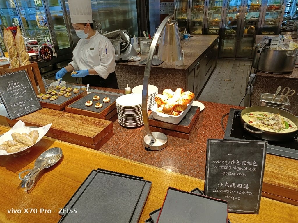 【澳門美食】活龍蝦吃到飽的mezza9Macau，吃到飽天花板❤️