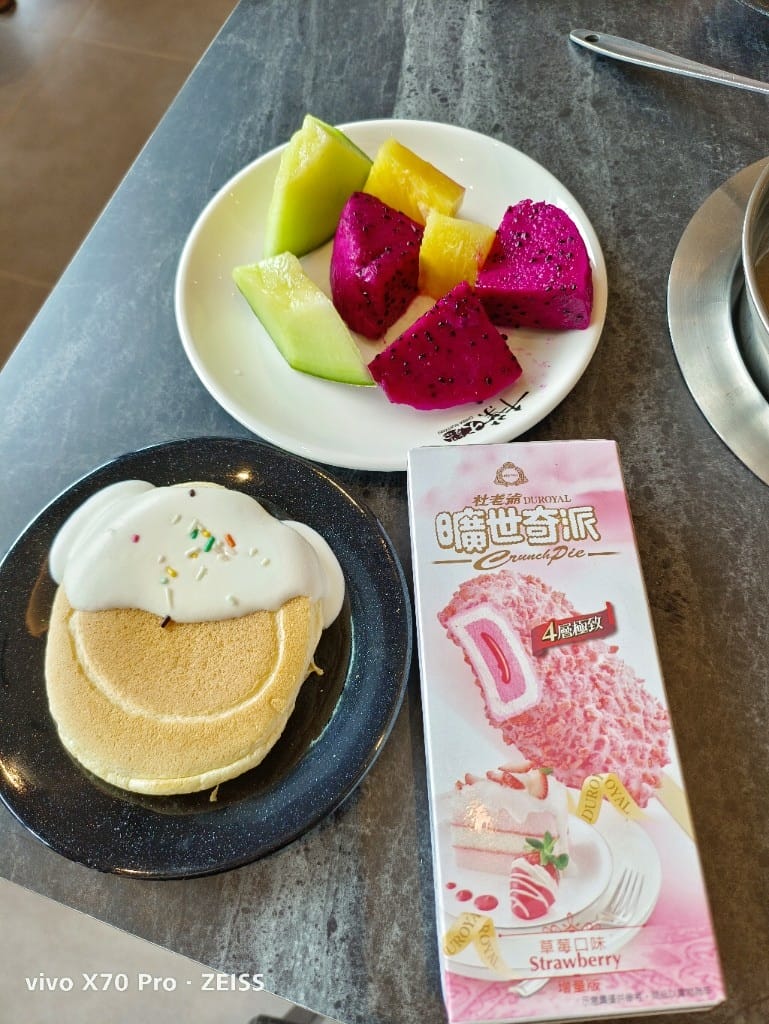【新莊吃到飽】千葉火鍋中原尊爵館，重新開幕送生蠔，還可免費續會員哦！