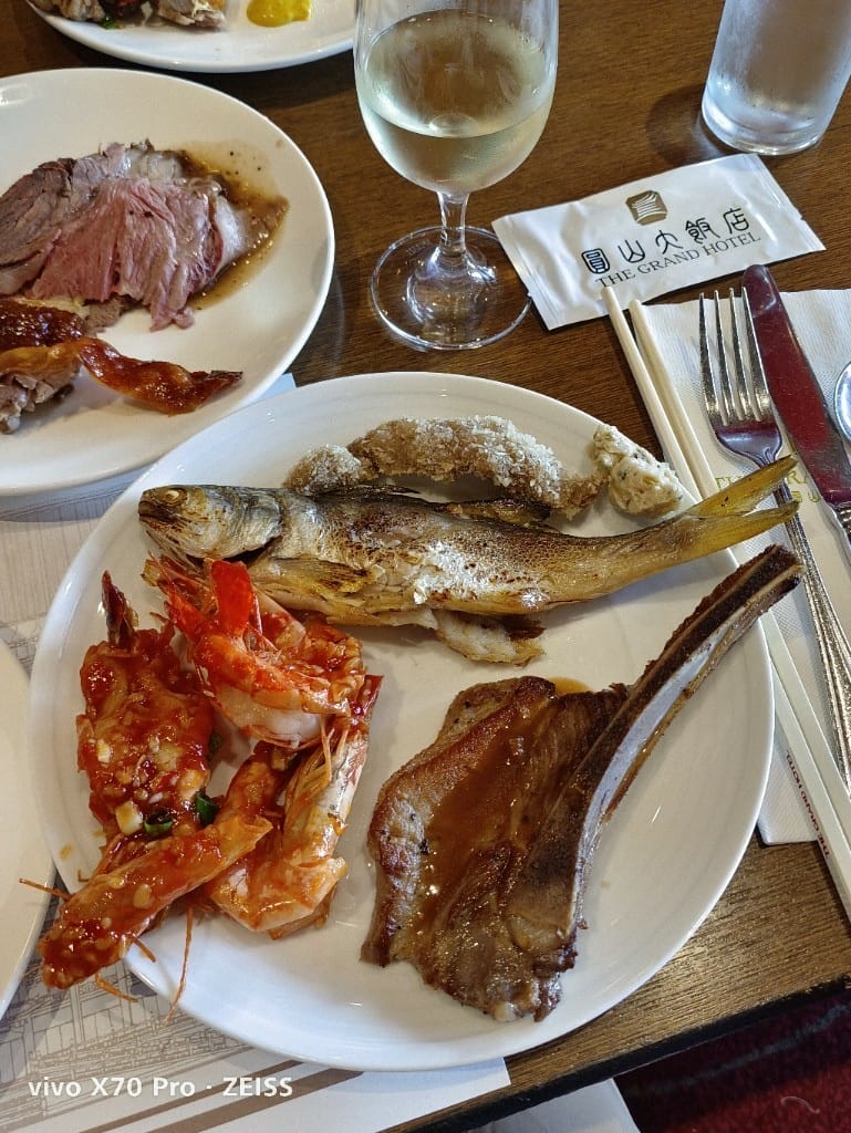 【台北吃到飽】圓山大飯店松鶴餐廳平日午餐